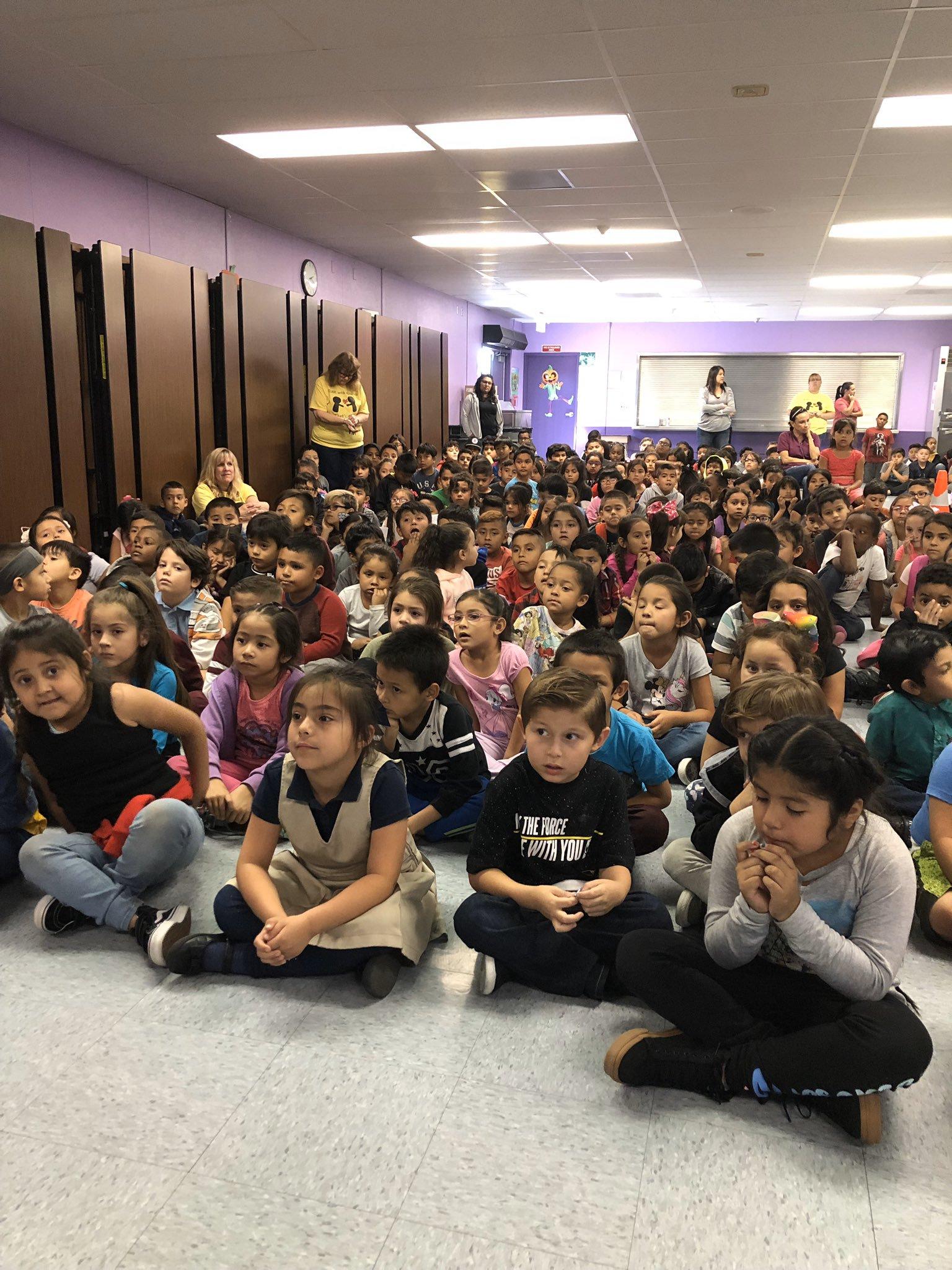 Tigers at assembly, students pledge to be kind